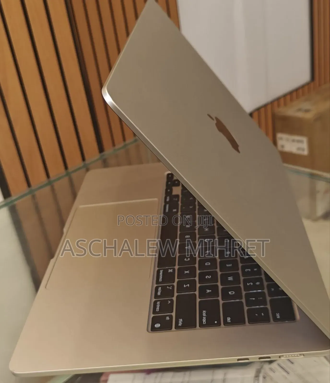 New Laptop Apple MacBook Air 2024 M3 15-Inch 8GB Apple M3 SSD 256GB