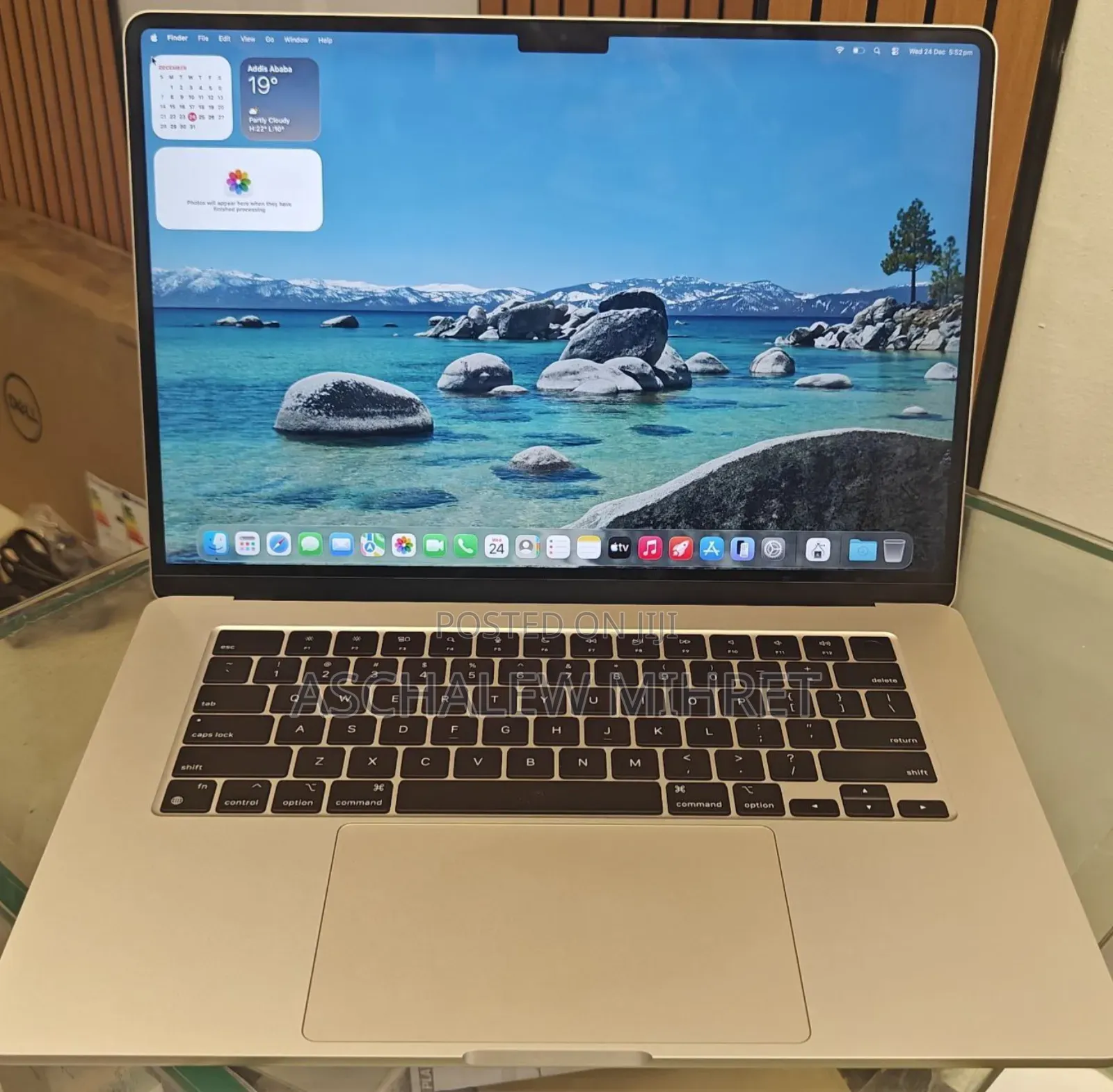 New Laptop Apple MacBook Air 2024 M3 15-Inch 8GB Apple M3 SSD 256GB