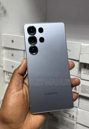 New Samsung Galaxy S25 Ultra 256 GB