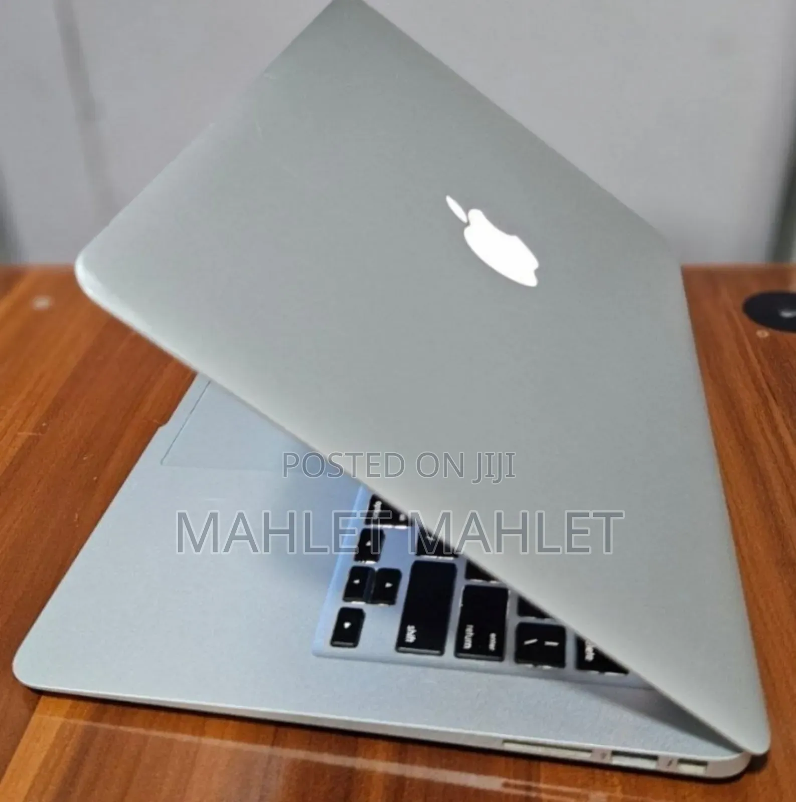 New Laptop Apple MacBook Air 2017 8GB Intel Core I5 SSD 128GB