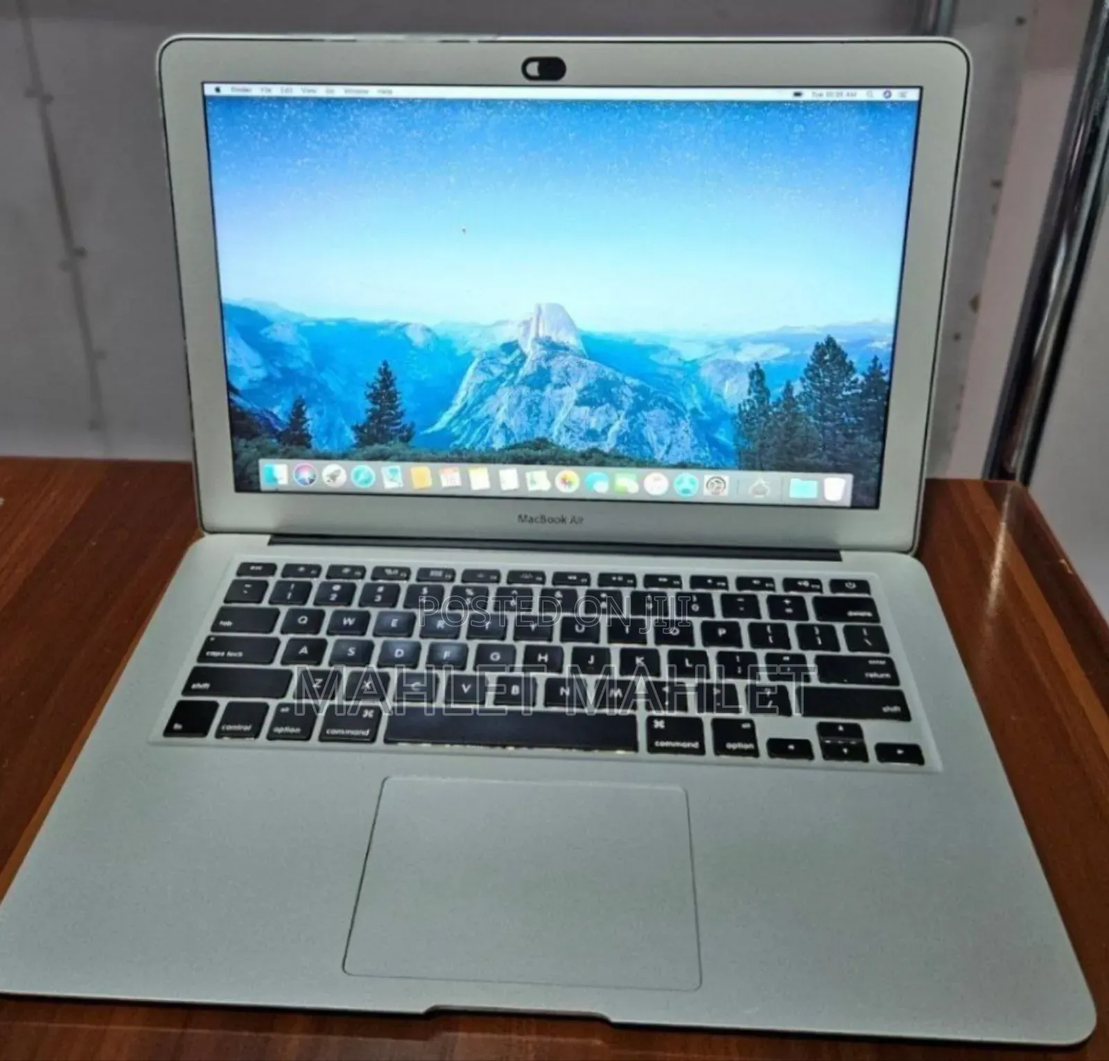 New Laptop Apple MacBook Air 2017 8GB Intel Core I5 SSD 128GB