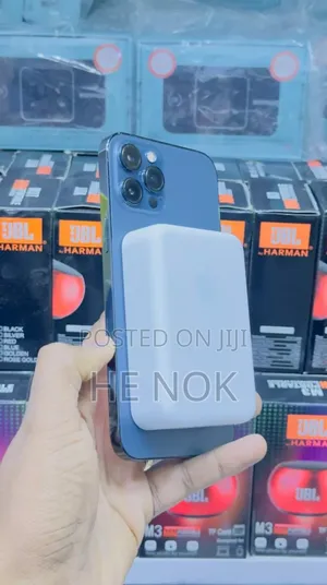 iPhone Magnetic Wireless Power Bank 10,000mah iPhone Battery Back