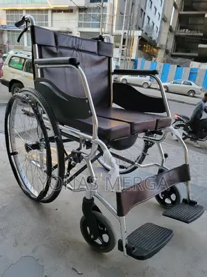 Lightweight Wheelchair瑩各toilet Wheelchair髢曲self-Locking,Safe Reliable