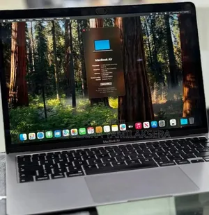 Laptop Apple MacBook Air 2020 8GB Intel Core i3 SSD 256GB