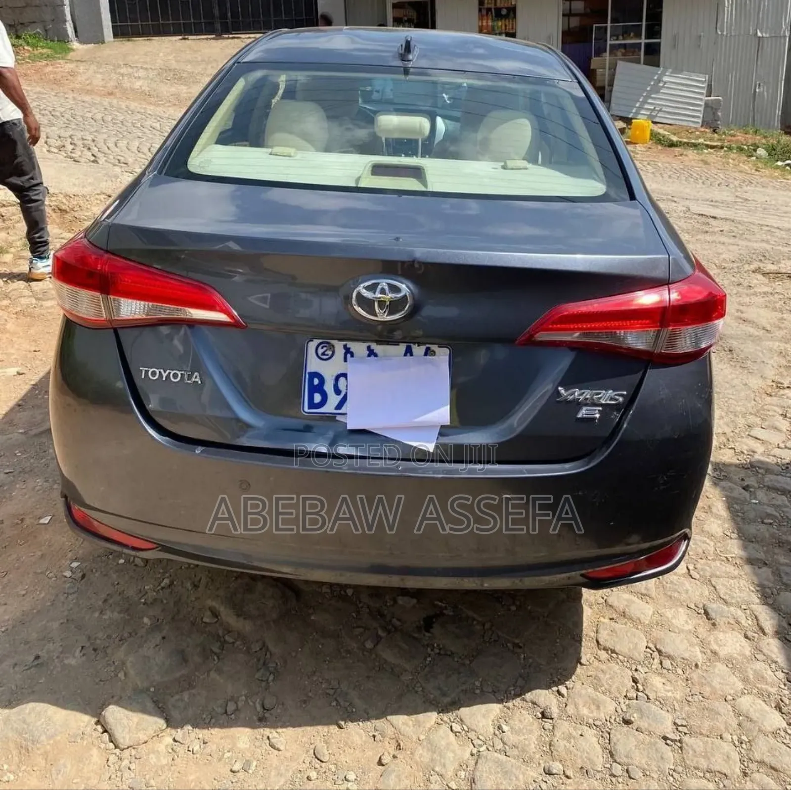 Toyota Yaris 2021 Gray