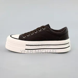 Ladies Sneakers Shoes Orignal