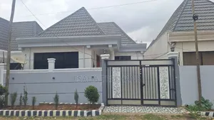 4bdrm House in Villa, Bole for rent