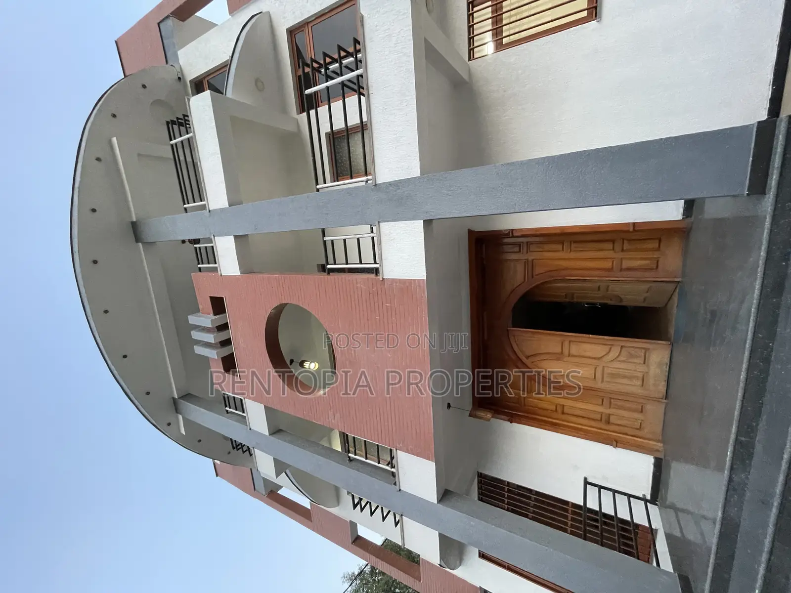 G+3 Commercial Building for Rent! - Hayahulet