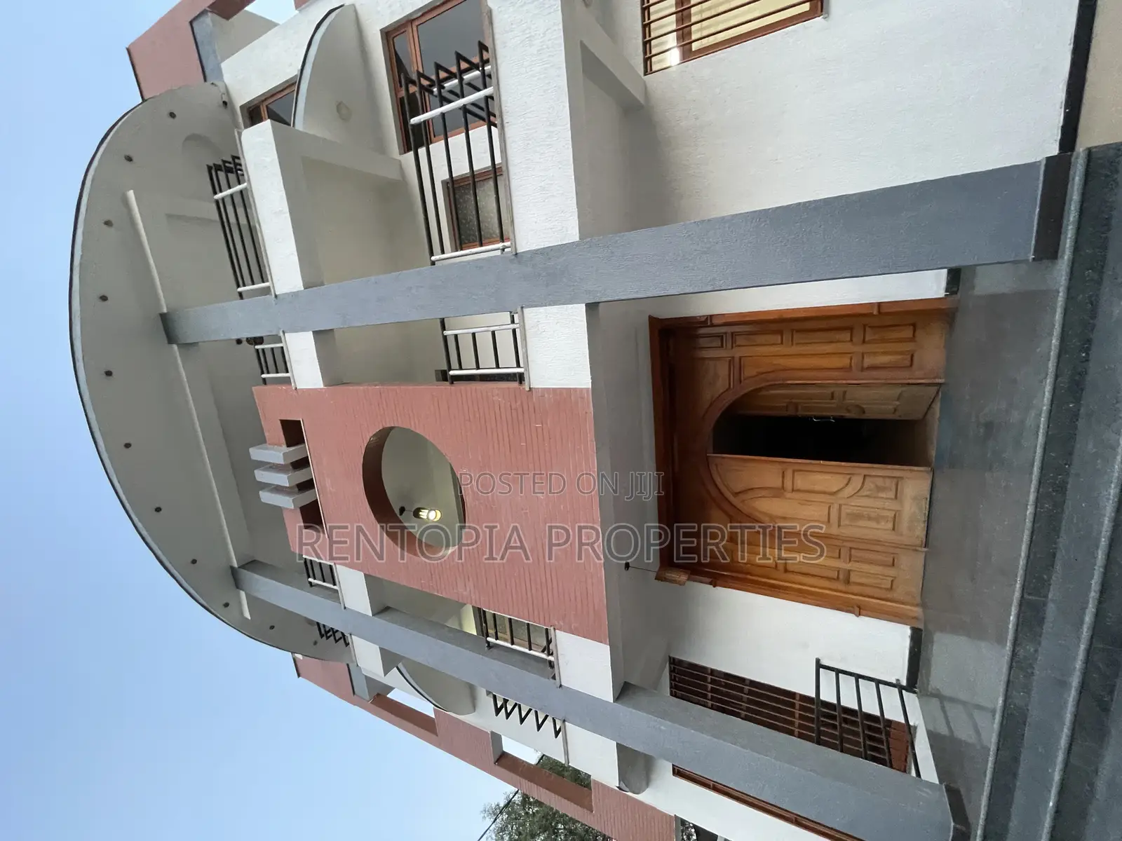 G+3 Commercial Building for Rent! - Hayahulet