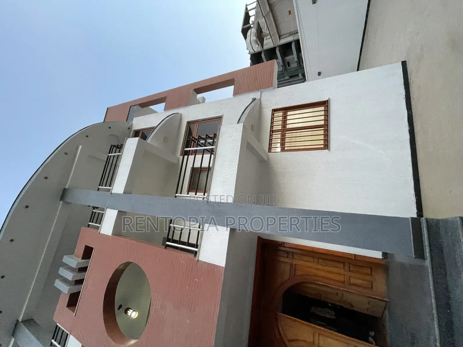 G+3 Commercial Building for Rent! - Hayahulet