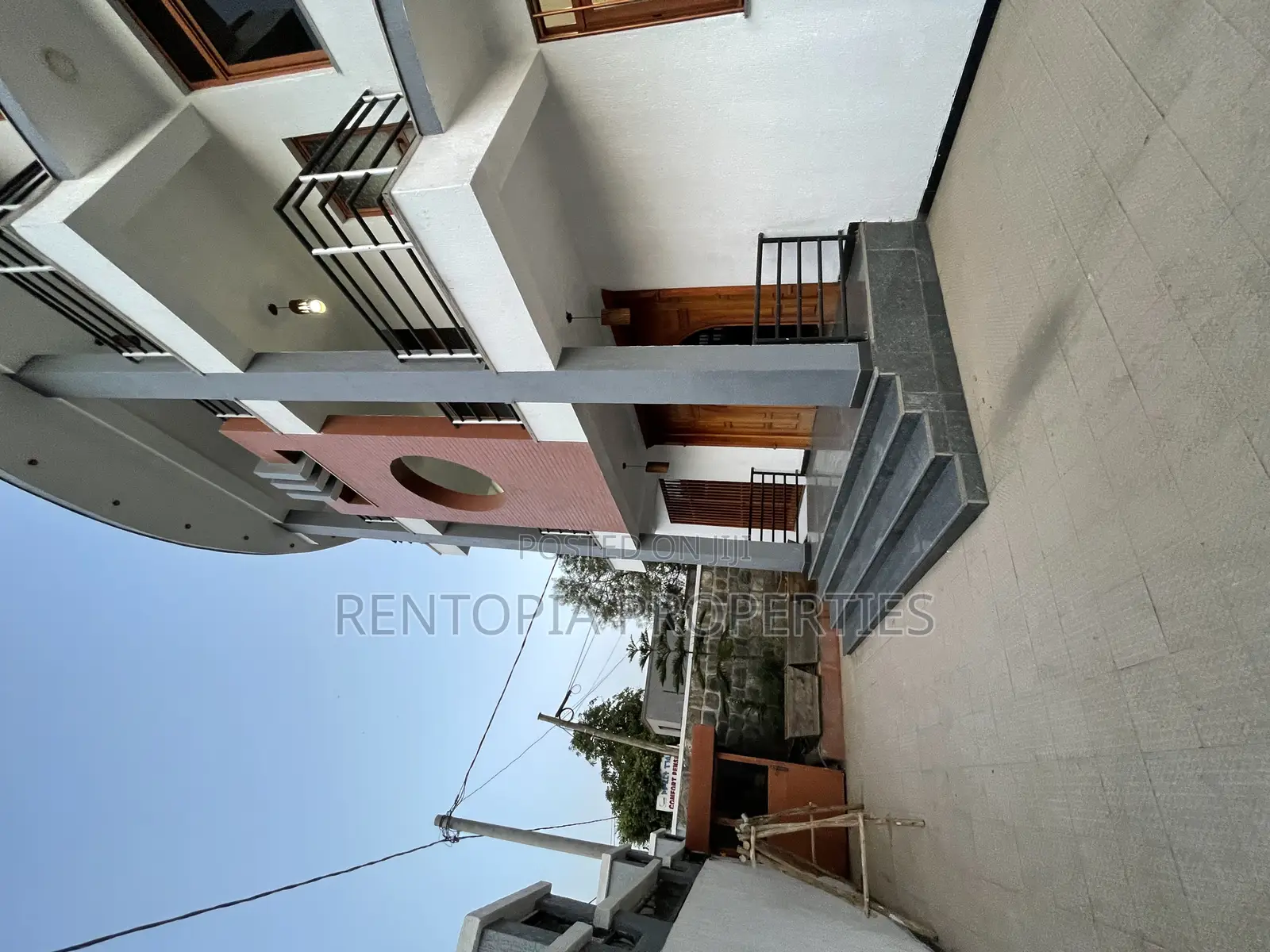 G+3 Commercial Building for Rent! - Hayahulet