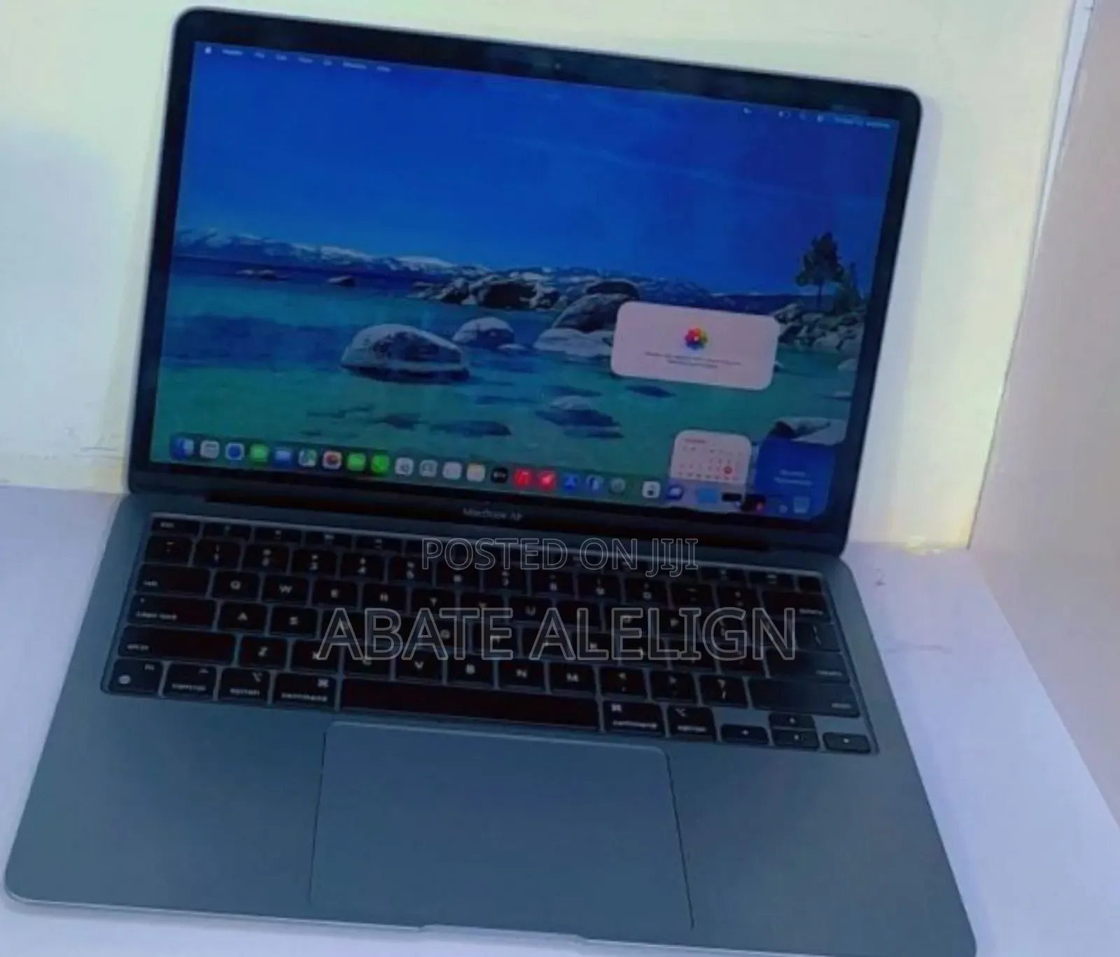 New Laptop Apple MacBook Air 2020 M1 8GB Apple M1 SSD 256GB