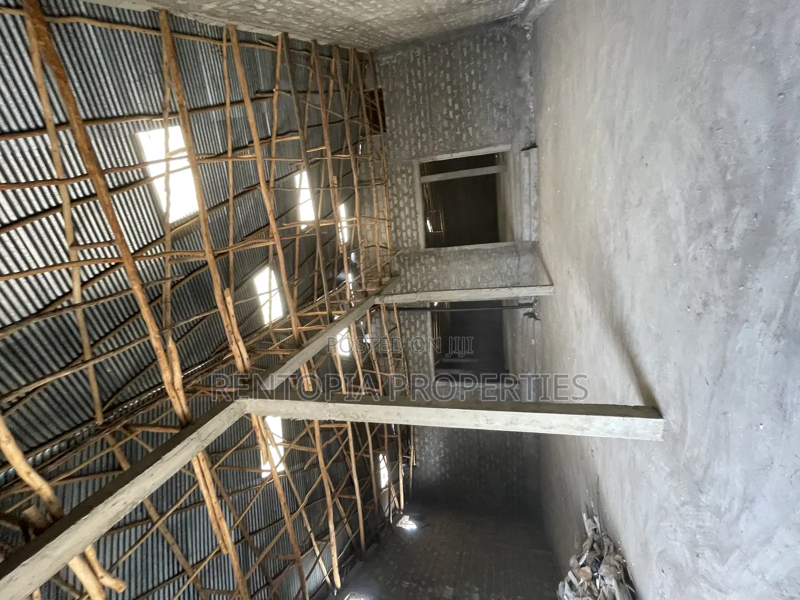 Large 1,000sqm Warehouse for Rent in Gerji - Modern Secure