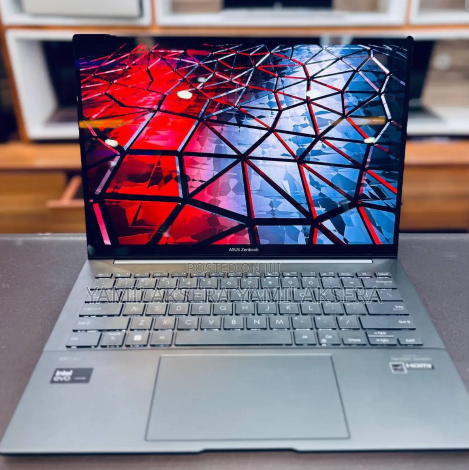 New Laptop Asus Zenbook Duo 14 8GB Intel Core Ultra 5 SSD 512GB