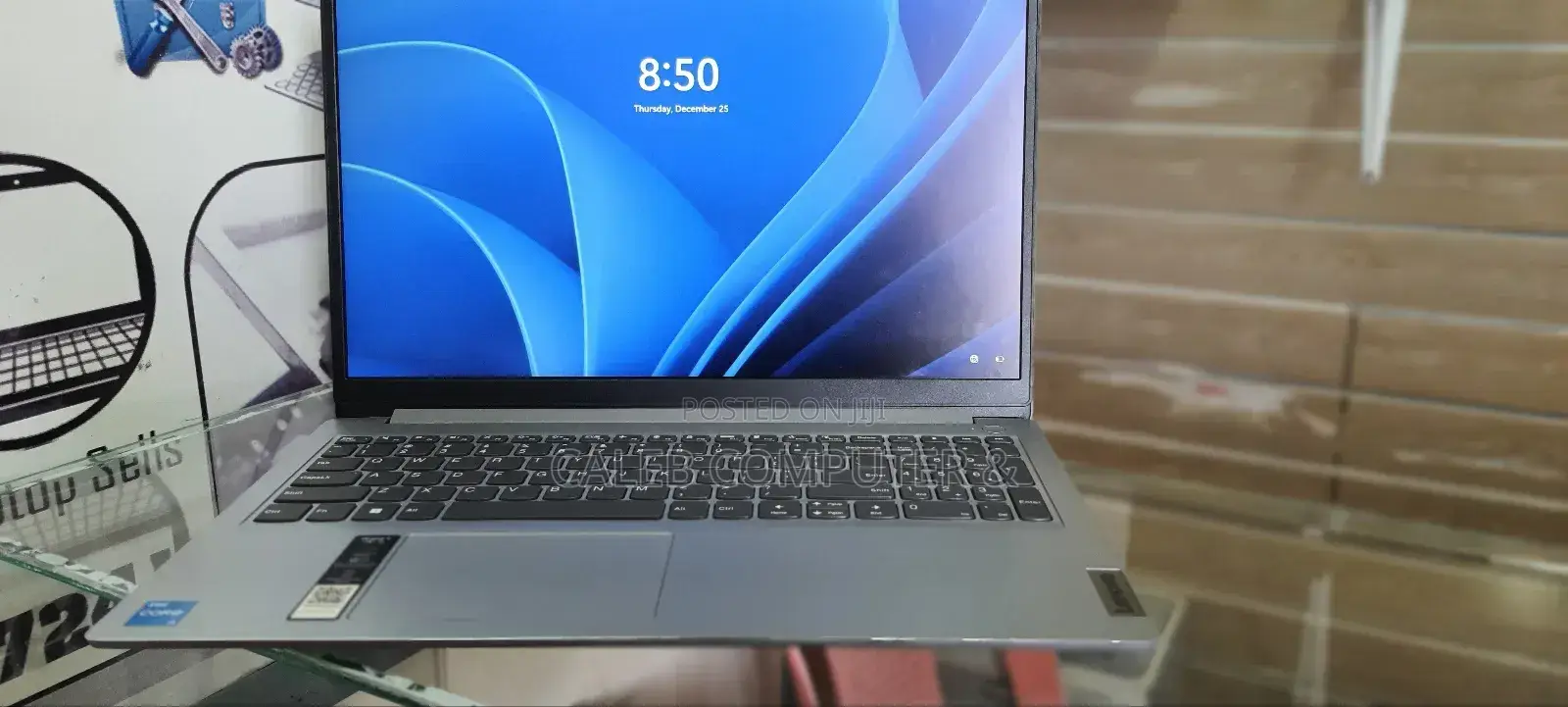 New Laptop Lenovo IdeaPad 1 8GB Intel Core I3 SSD 256GB