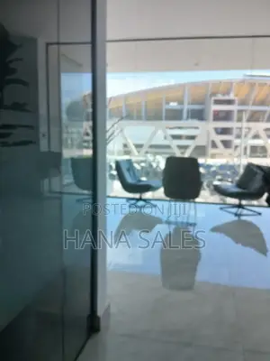 ቦሌ ላይ የንግድ ሱቆችን እየሸጥን እንገኛለን