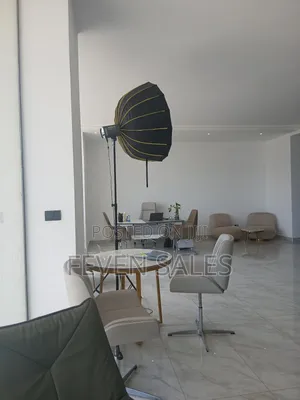 ቦሌ ላይ የንግድ ሱቆችን እየሸጥን እንገኛለን