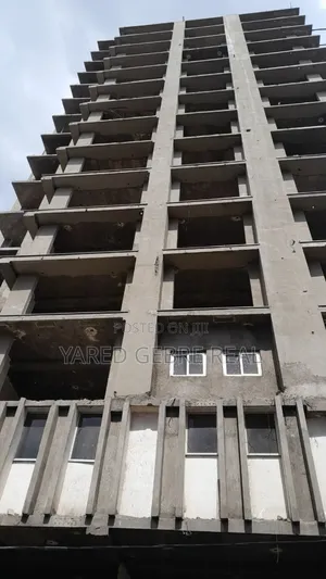 3bdrm Apartment in ለመኖርም ሆነ ለኢንቨስትመንት, Bole for sale