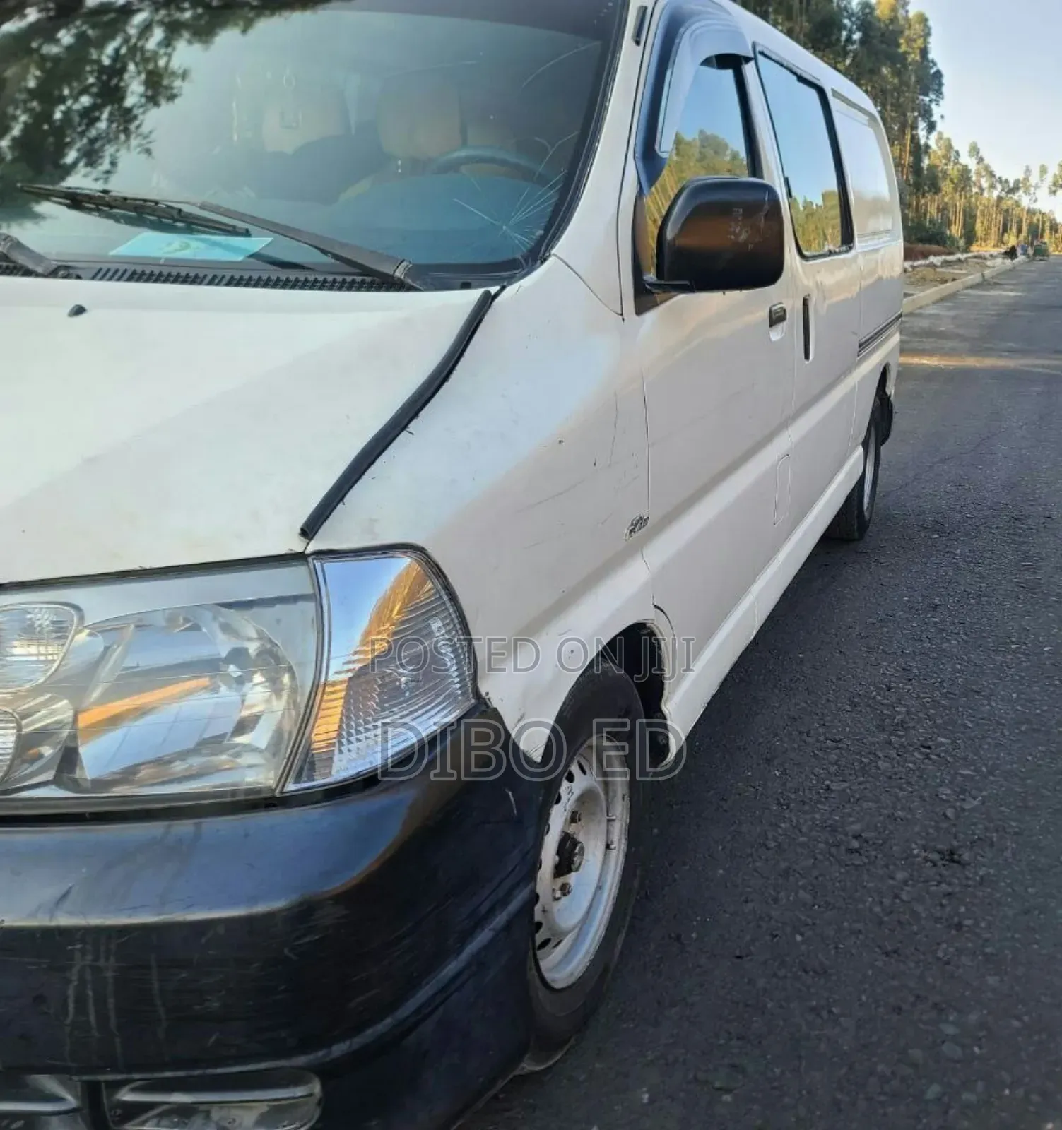 Toyota HiAce 2008 White