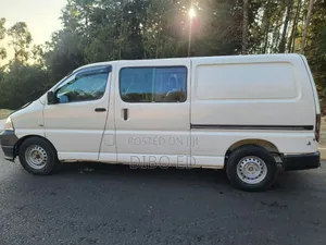 Toyota HiAce 2008 White