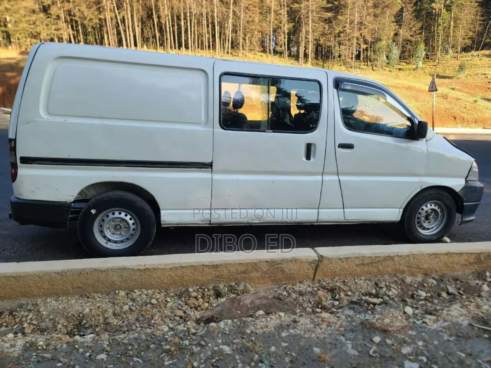 Toyota HiAce 2008 White