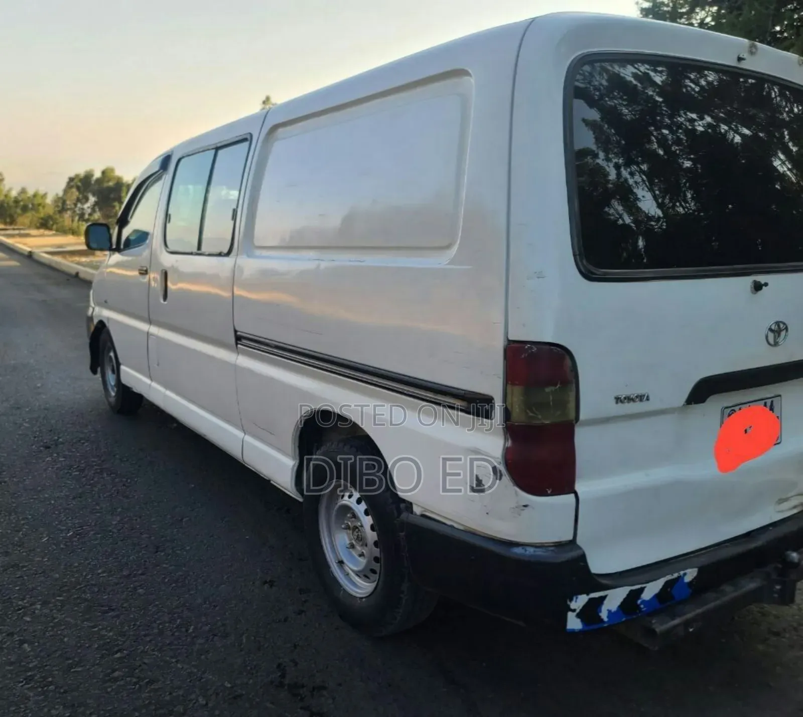 Toyota HiAce 2008 White