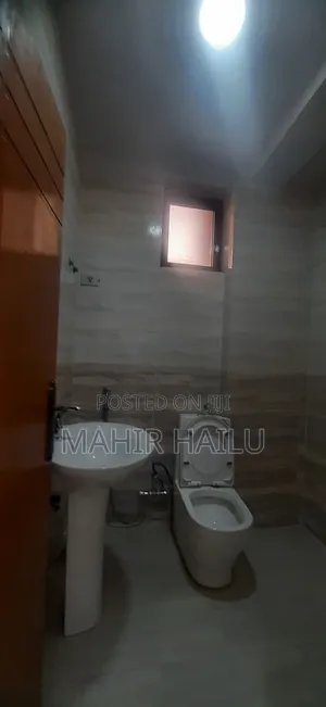 3bdrm Apartment in Real, Bole for rent