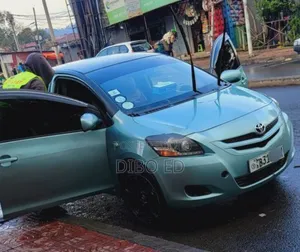 Toyota Yaris 1.3 VVT-i 2007 Blue