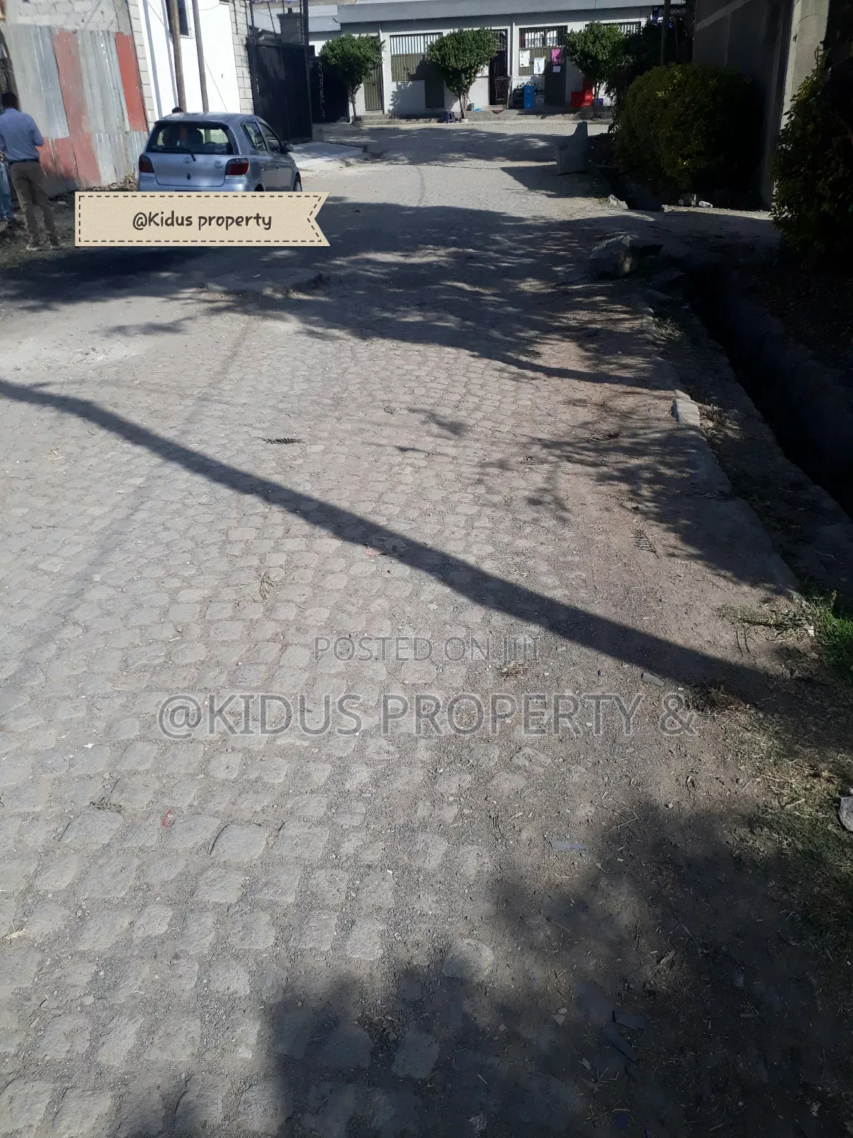 2bdrm Block of Flats in Mekanisa Mekaele, Nifas Silk-Lafto for sale