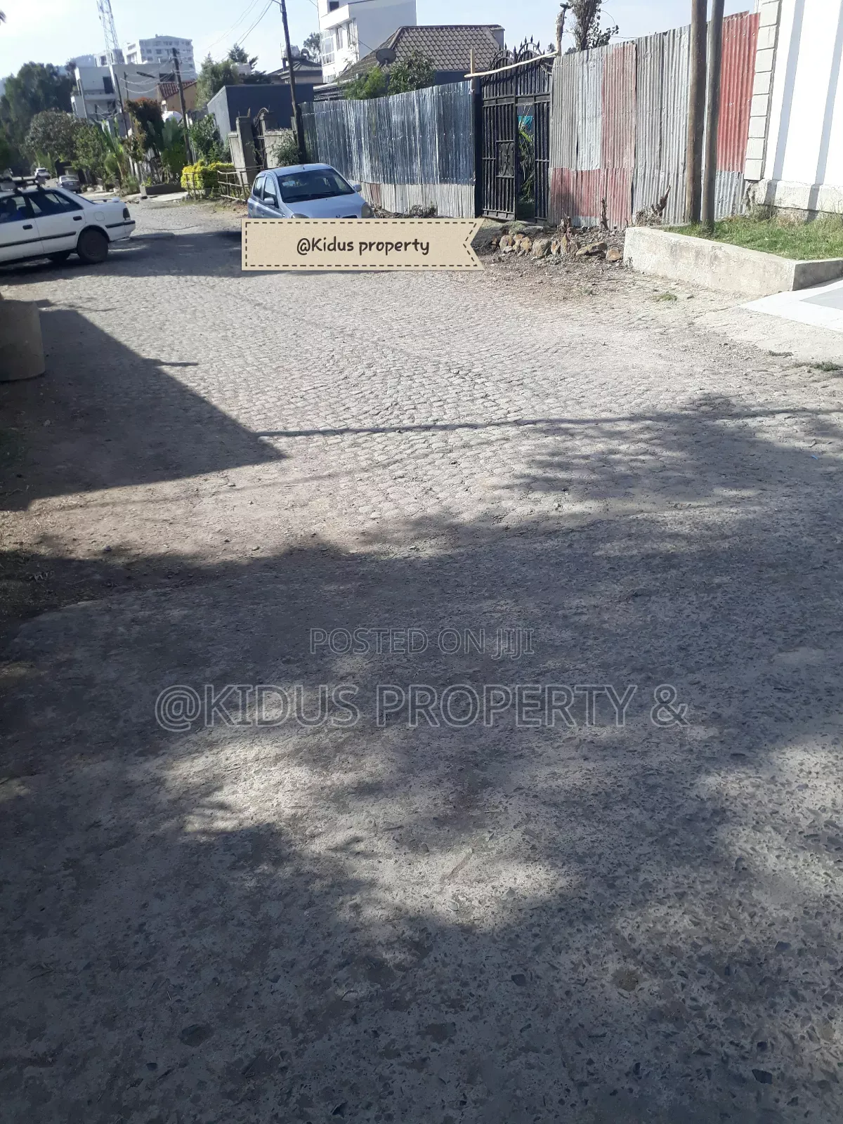 2bdrm Block of Flats in Mekanisa Mekaele, Nifas Silk-Lafto for sale