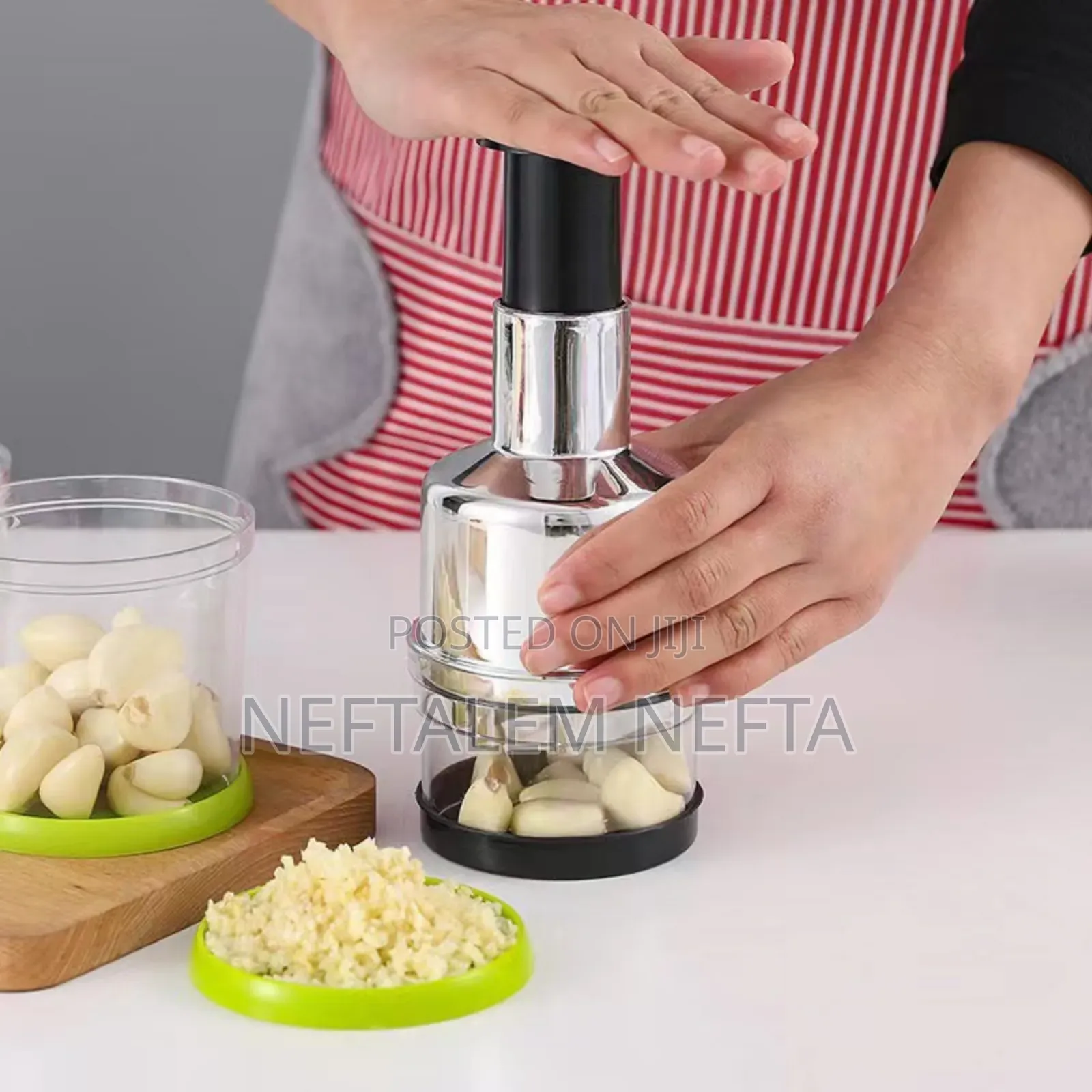 Manual Press Down Garlic And Vagetable Chopper