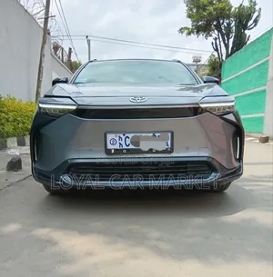 Toyota bZ4X 2022 Gray