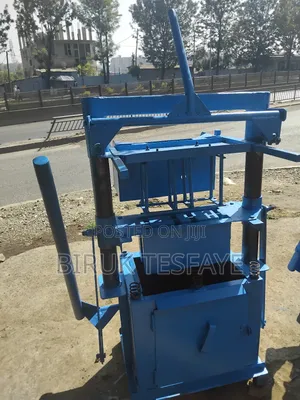 ባለ አንድ ብሎኬት ማሽን