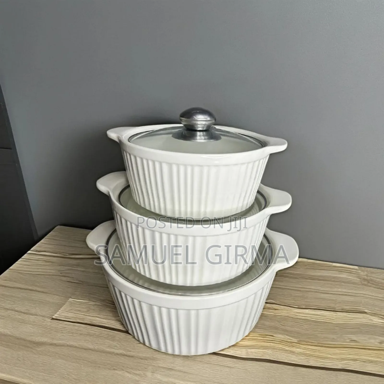 Porcelain Soup Pot 3 Pieces ተደራራቢ የወጥ ማቅረቢያ ሳህን