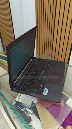 New Laptop Asus ASUSPRO B9440UA 8GB Intel Core I5 SSD 256GB