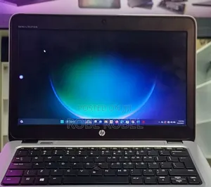 Photo - New Laptop HP EliteBook 820 G4 8GB Intel Core I5 SSD 512GB