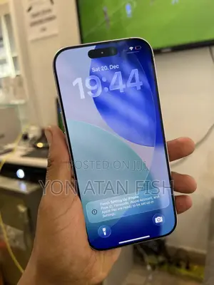 Photo - New Apple iPhone 17 256 GB