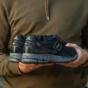 New Balance 1906r “Cordura Pouch Black “