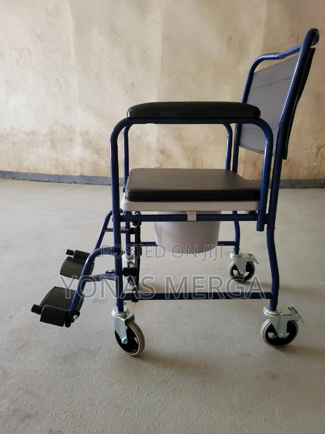 Toilet/Bathroom Wheelchair添巉toilet Container Recommended for Indoor