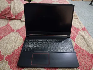 Laptop Acer Nitro 5 8GB AMD Ryzen 5 SSD 256GB