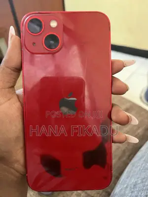 Apple iPhone 13 256 GB Red