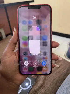 Apple iPhone 13 256 GB Red