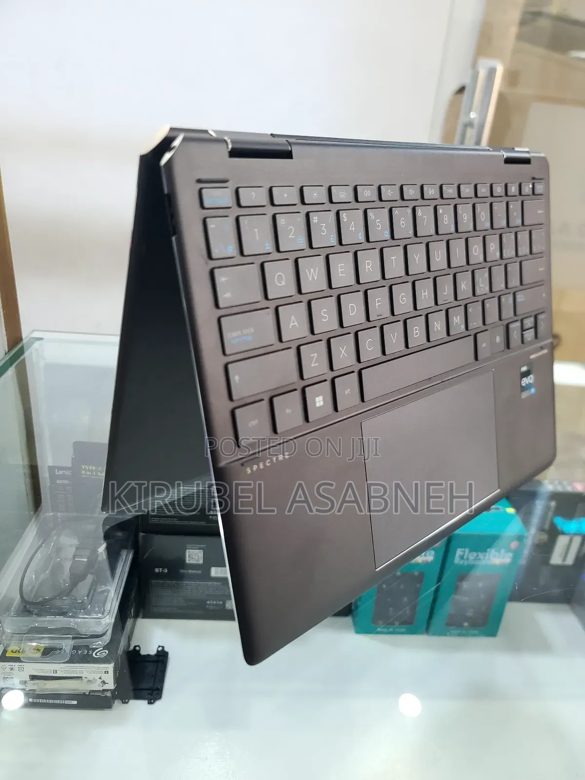 New Laptop HP Spectra 13 32GB Intel Core I7 SSD 1T