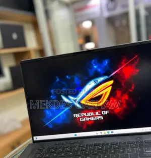 New Laptop Asus ROG Zephyrus G15 16GB Intel Core I7 SSD 512GB