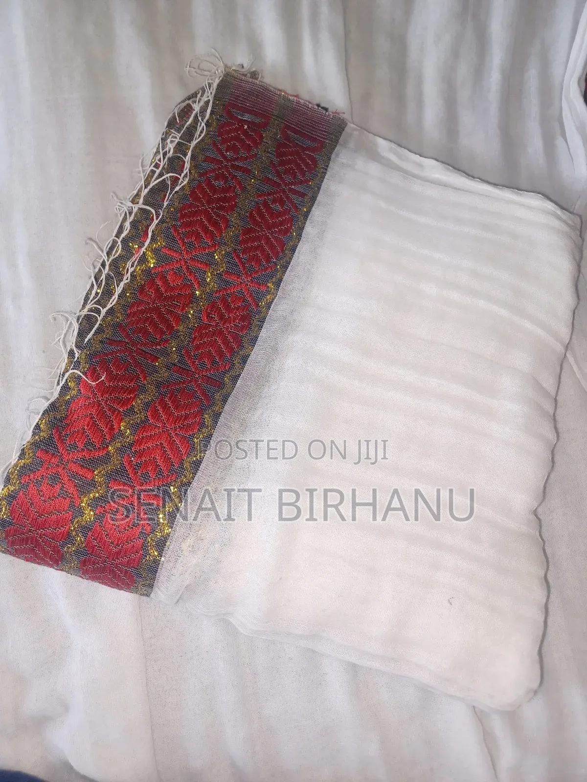 ለቤተ ክርስቲያን የሚሆን ረጅም መነን ነጠላ