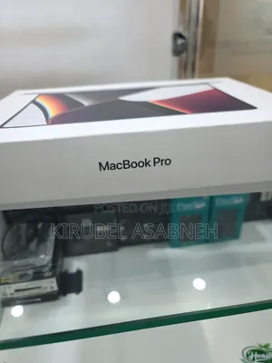 New Laptop Apple MacBook Pro M1 32GB Apple M1 Max SSD 1T
