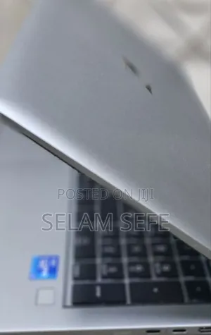 New Laptop HP ZBook Firefly 14 G7 16GB Intel Core i7 SSD 1T