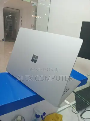 New Laptop Microsoft Surface Laptop 3 16GB Intel Core I7 SSD 512GB