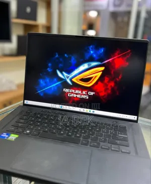 New Laptop Asus ROG Zephyrus G15 16GB Intel Core I7 SSD 512GB