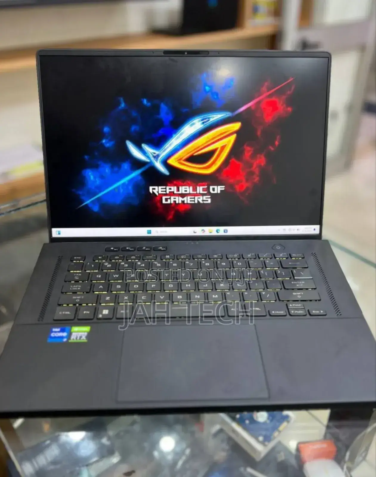 New Laptop Asus ROG Zephyrus G15 16GB Intel Core I7 SSD 512GB